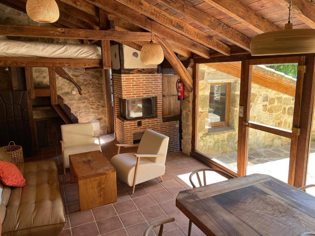Villa La Casa Del Horno Hornedo Esterno foto